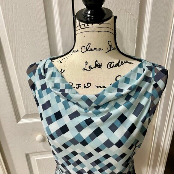 BCBG MAXAZRIA SLEEVELESS COWL NECK PARTY DRESS SIZE XSMALL - Picture 10 of 14